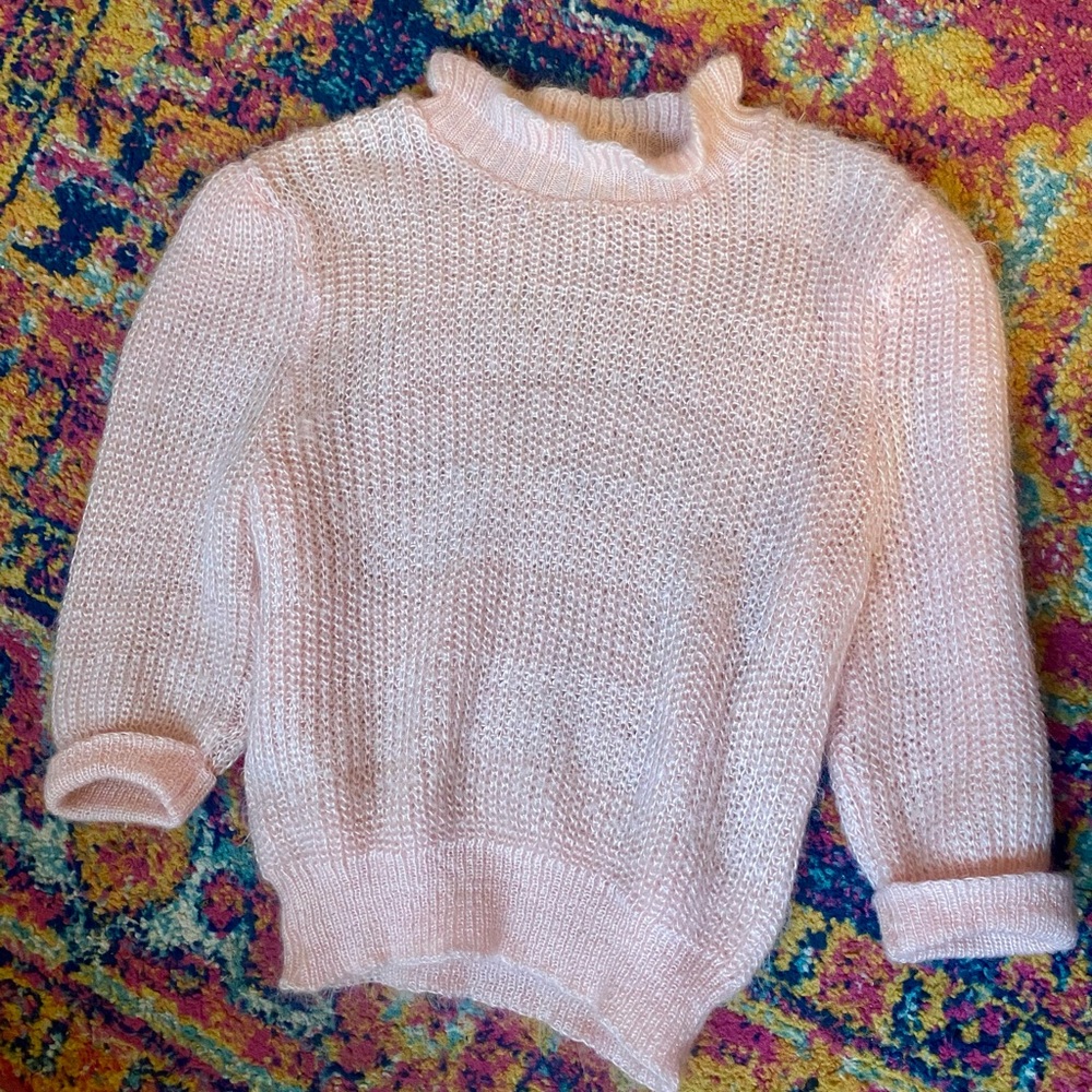 Soft Vintage 80s Pale Pink Sweater, Ruffled Collar, Size Small
